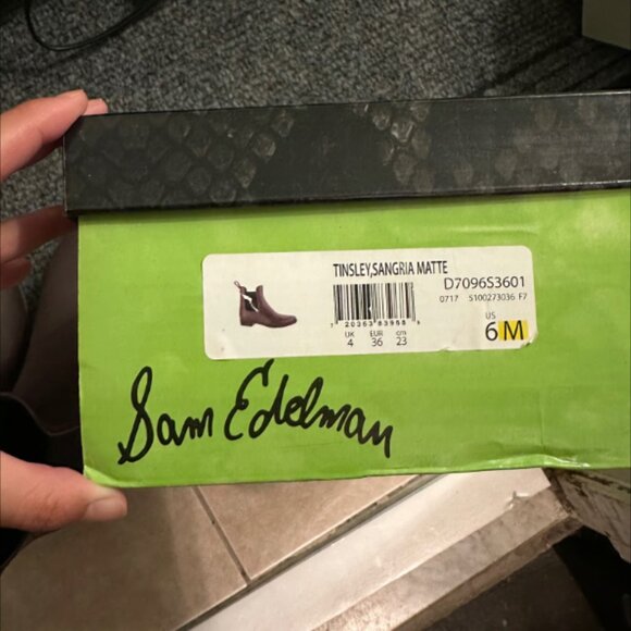 Sam Edelman Tinsley Sangria Matte Rain Boots - Picture 10 of 10